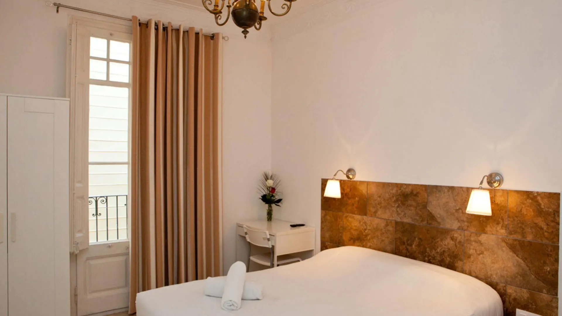 ** Vendégház Hostal Martinval Barcelona Spanyolország