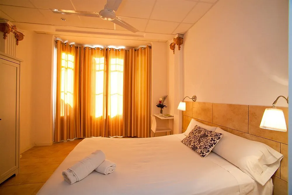Vendégház Hostal Martinval Barcelona