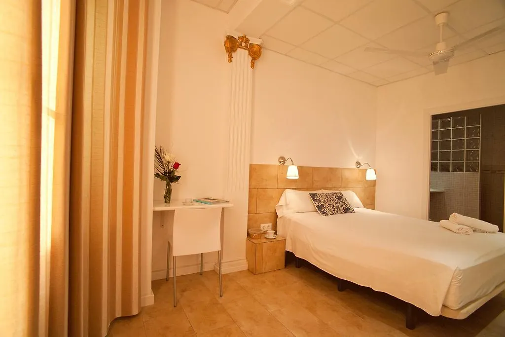 Hostal Martinval Barcelona Guest house