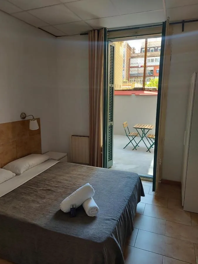 Hostal Martinval Barcelona Guest house