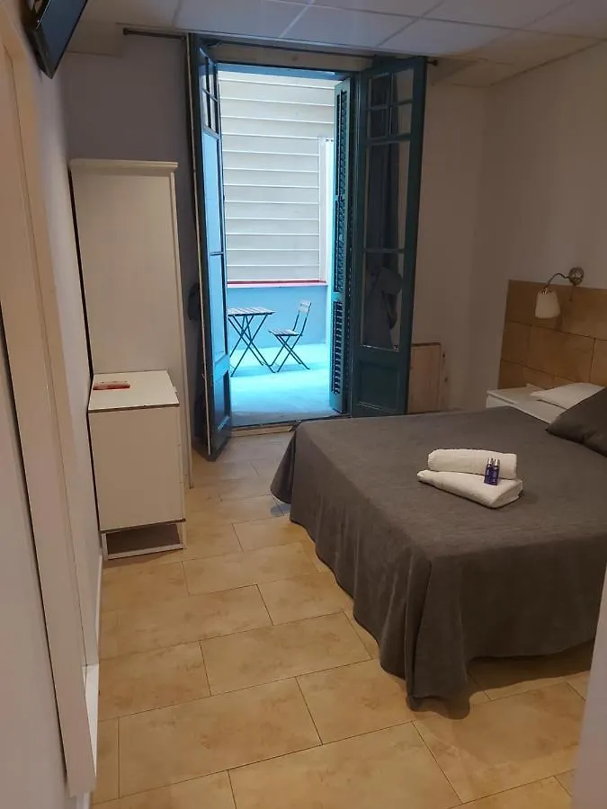 Guest house Hostal Martinval Barcelona