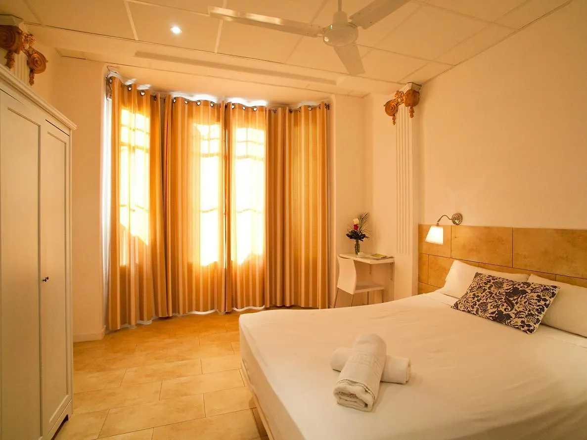 Hostal Martinval location
