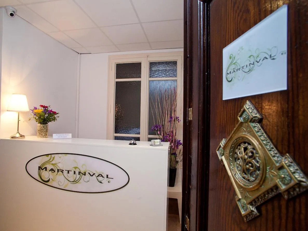 Hostal Martinval Barcelona Guest house